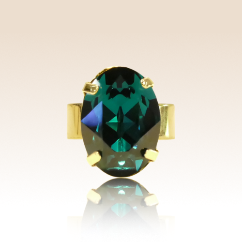 Bague Cabochon Ovale Cristal Emeraude